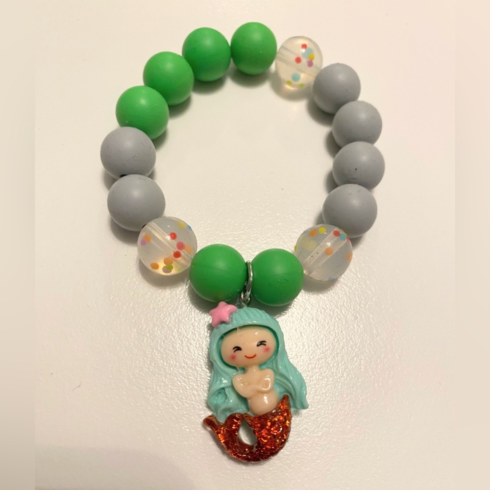 Hand Crafted Green and Gray Mermaid Bracelet